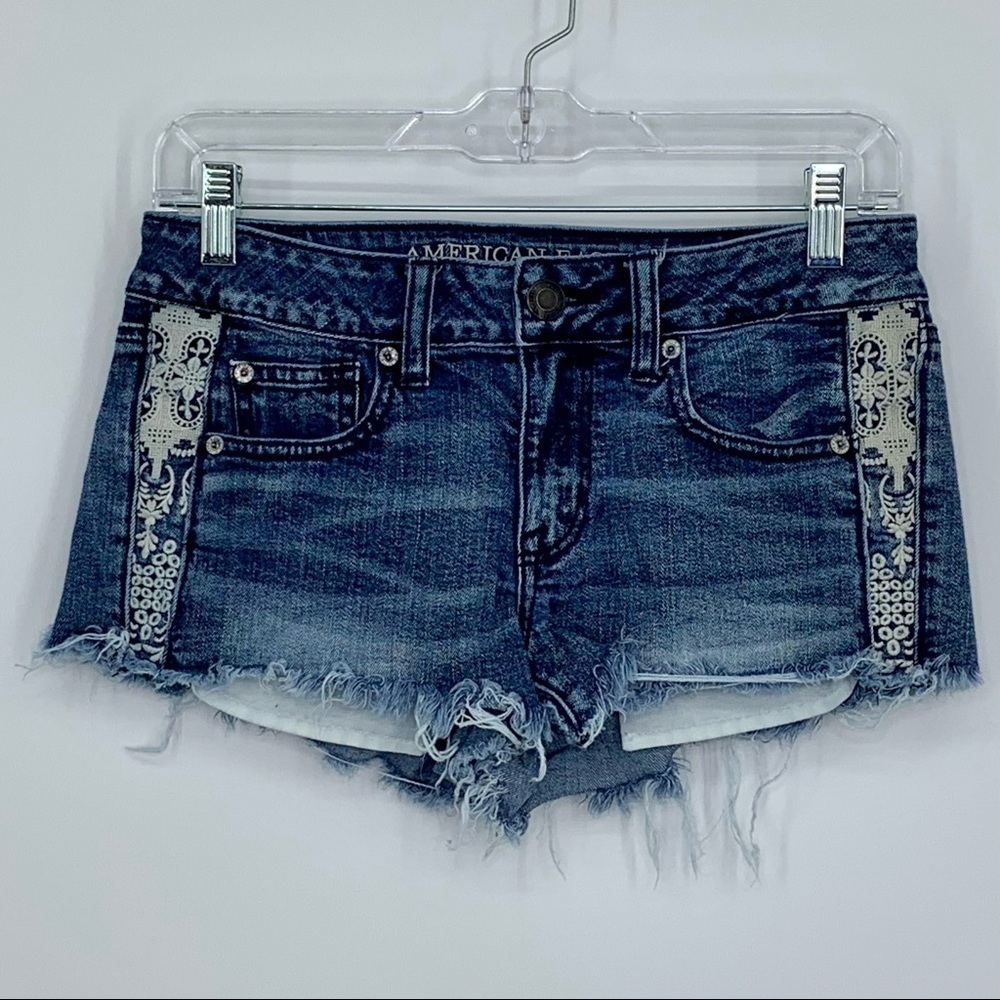 American Eagle Shortie Crochet Raw Hem